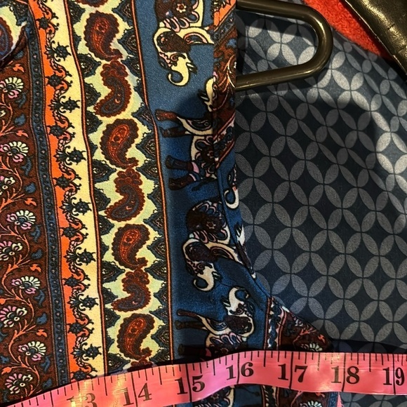 Pink Rose multi  pattern high neck sleeveless blouse Sz M - Picture 9 of 13